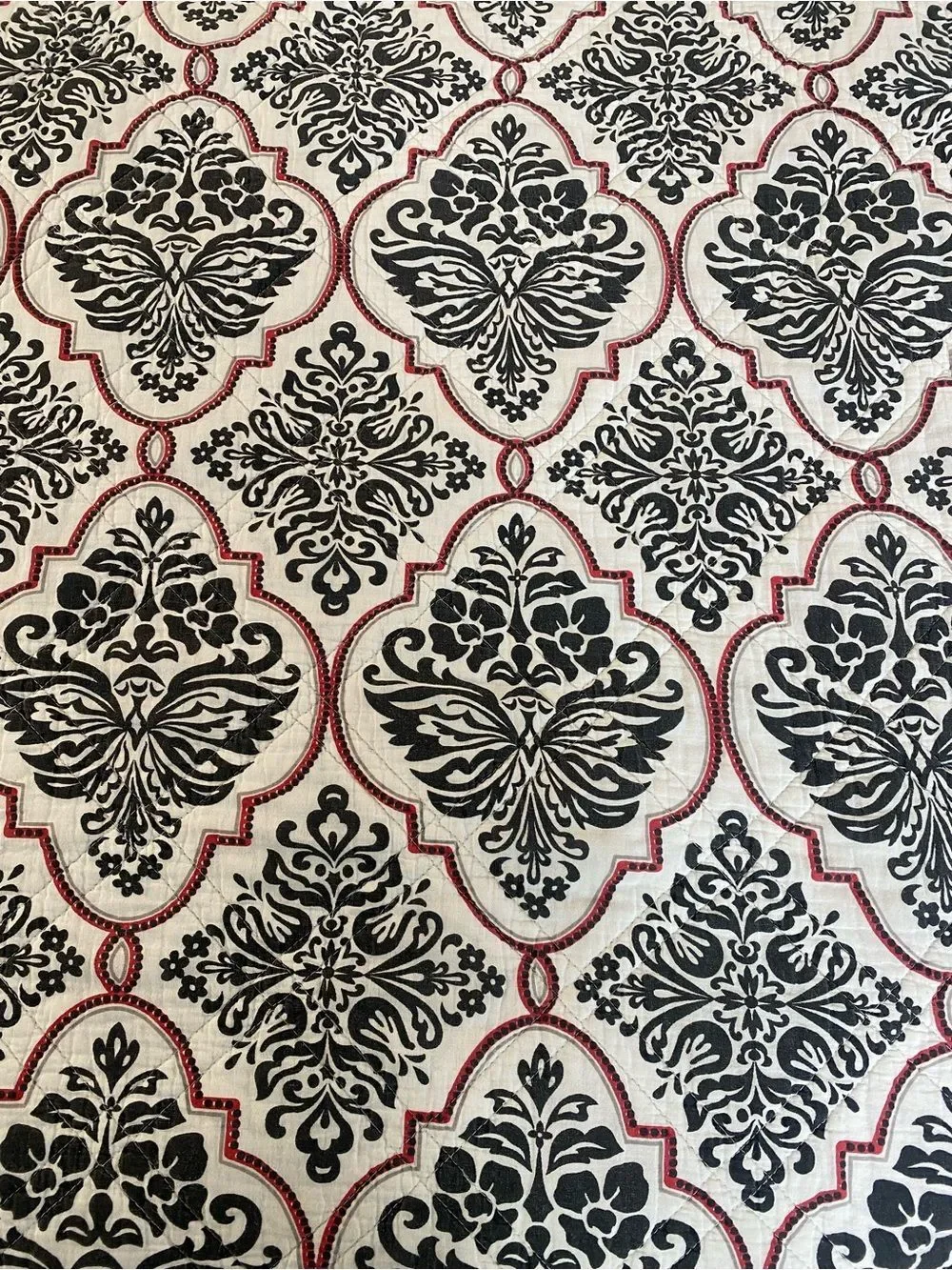 Cotton Damask Gothic Floral Quilt black red on white